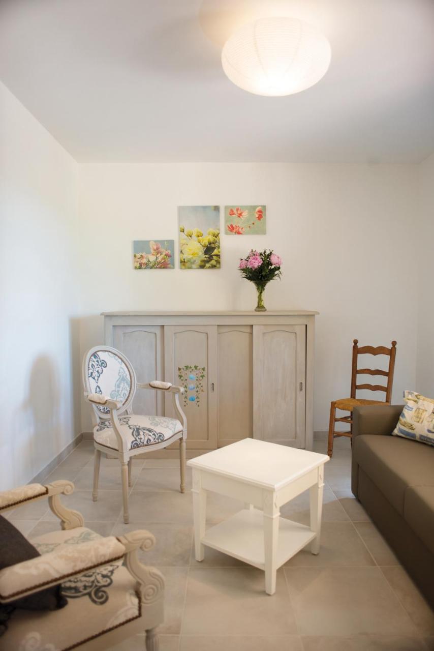 Appartements Des Joncas Martigues Exterior foto