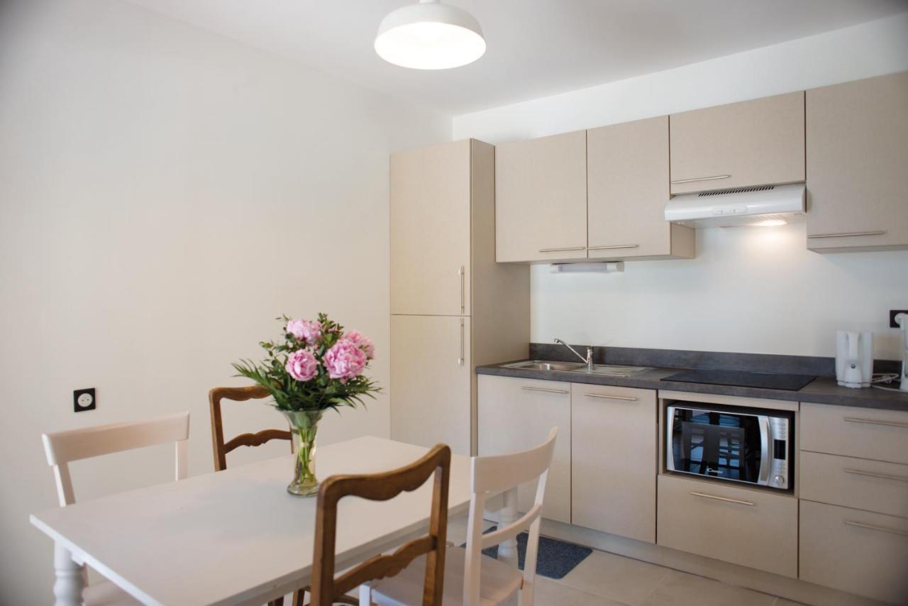 Appartements Des Joncas Martigues Exterior foto